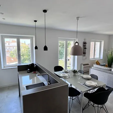 B&s Center Διαμέρισμα *