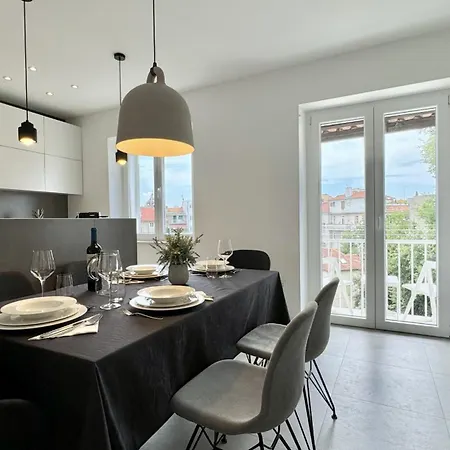 Διαμέρισμα B&s Center *